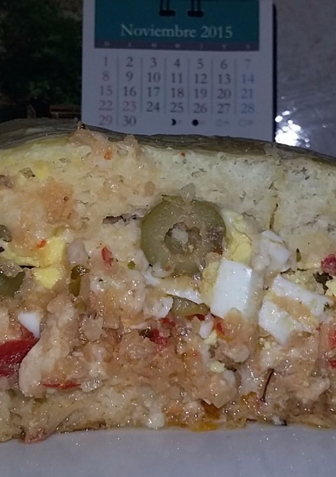 Una foto de MASA DIFERENTE PARA TARTA DE POLLO Y RELLENO PARA LA TARTA