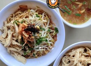 Gambar Mi Kolok Kicap Ayam