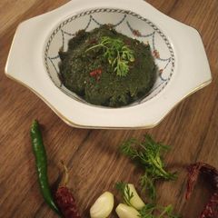 A picture of Mizoram style green chutney.