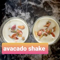 A picture of Avocado milk shake.