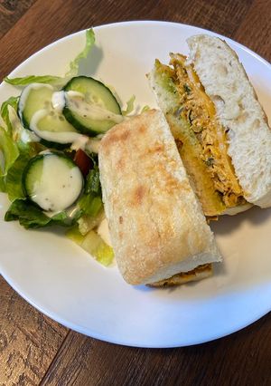 A picture of Curry Chicken Sandwich.