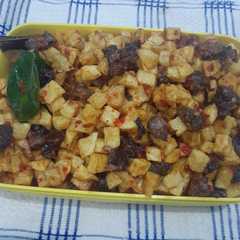 A picture of Sambal goreng kentang ati ampela mudah😊.