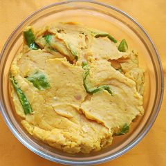 A picture of Besan Mirchi.