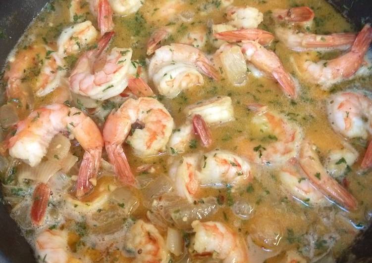 Steps to Make Any-night-of-the-week Shrimp Mozambique