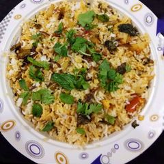 A picture of Veg student biryani.