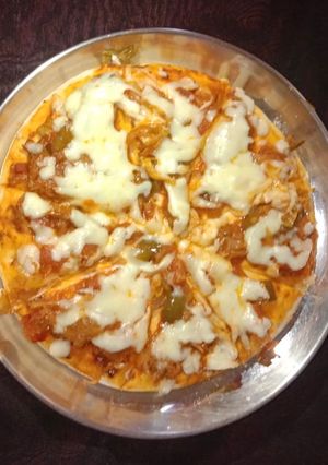 कोबी पिझ्झा (kobi pizza recipe in marathi) रेसिपी चे मुख्य फोटो 