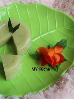 A picture of Matcha Latte Moss Pudding.