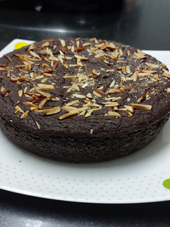 ચોકલેટ બ્રાઉની (Chocolate brownie recipe in Gujarati) રેસીપી મુખ્ય ફોટો