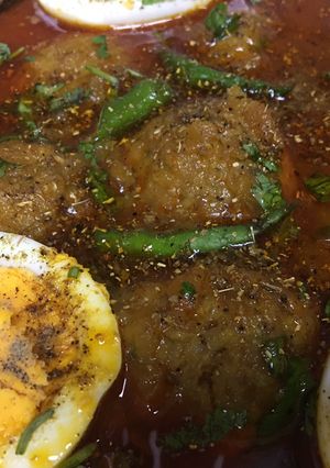 A picture of KOFTA CURRY!.