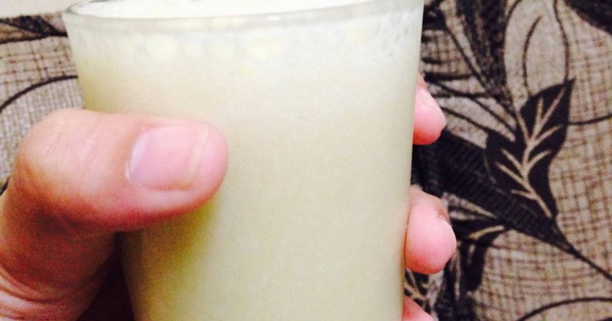 Resep Banana Yakult Milkshake oleh arina putri Cookpad