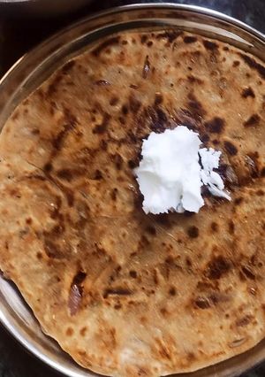 आलू परांठे(aloo parathe recipe in hindi) रेसिपी मुख्य फोटो