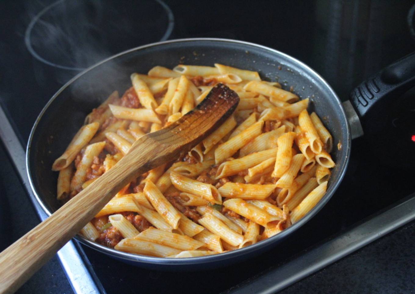 Macarrones rápidos a la boloñesa