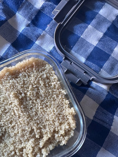 Una foto de Quinoa blanca cocida