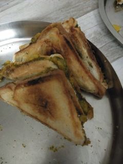 सैंडविच (sandwich recipe in Hindi) रेसिपी मुख्य फोटो