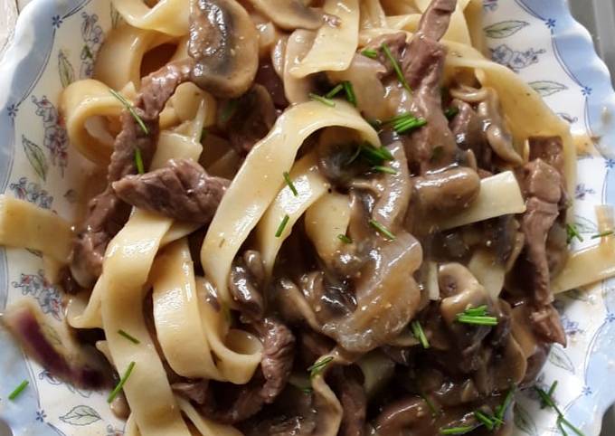 Beef stroganoff