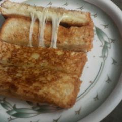 A picture of Garlic cheese sandwich.