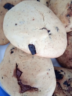 Una foto de Galletas de Mantequilla con Pepitas de Chocolate Rellenas de Nocilla