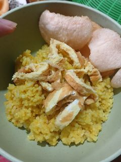 Foto resep Rice Bowl Nasi Kuning Simple