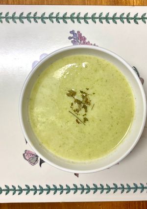 A picture of Broccoli and Potato Soup 西蘭花薯仔湯.