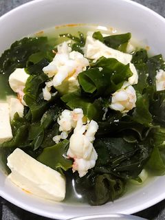 Hình của món Canh tôm rong biển.