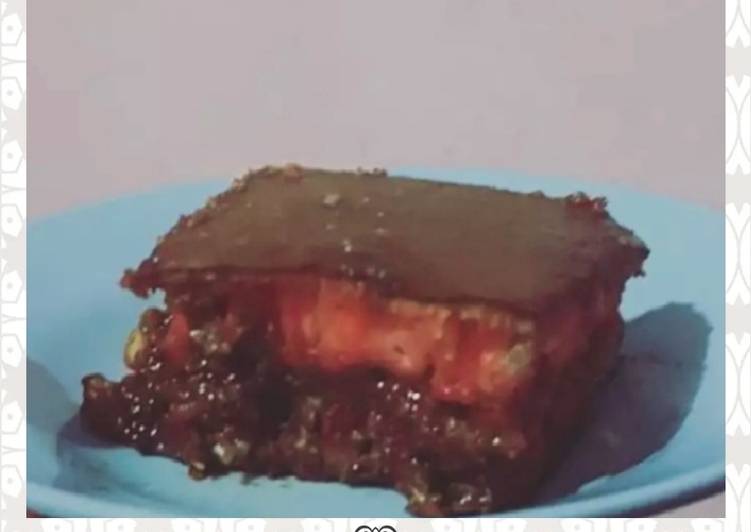 Martabak Red Velvet Silverqueen Keju