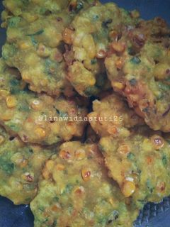 Foto resep Bakwan Jagung Daun Kunyit