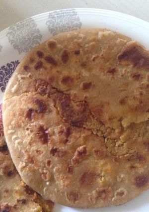A picture of Gobhi paratha.