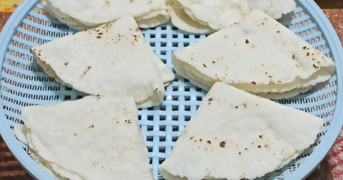 Bhakri Rice Roti Tandlachi Bhakri (Rice Roti) Recipe by Ruchika Patel - Cookpad