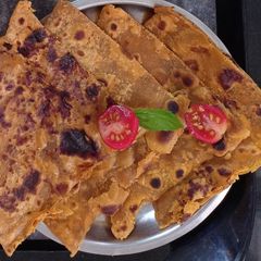 A picture of Namkeen Dal ki Roti (tikhat mithachi Poli).