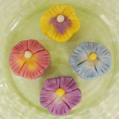 A picture of Small Nerikiri Wagashi: "Pansy".