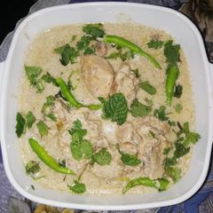 Chicken white karahi 🍗🍗 A picture of Chicken white karahi 🍗🍗.