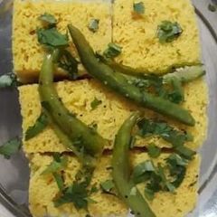 A picture of Dhokla.