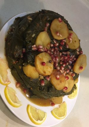 صورة لوصفة ورق عنب بالصلصة الحمرا