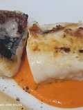 Suprema de merluza con salsa de piquillos
