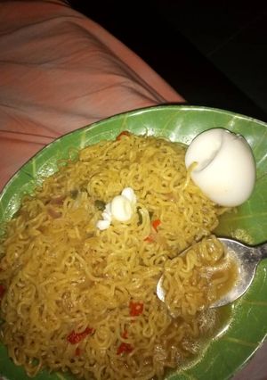 A picture of Indomie with egg.