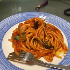 A picture of The best spaghetti ai pomodorini.