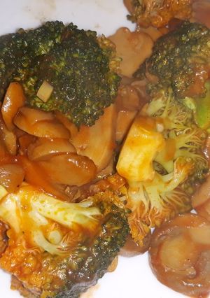 Foto principal de Salteado de brócoli con champiñones