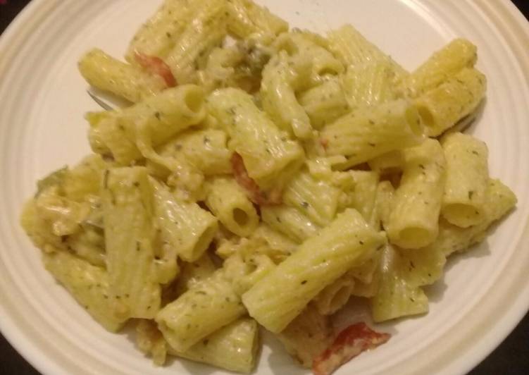 Recipe of Favorite Pipe pasta with cheese,mushroom &amp; garlic sauce