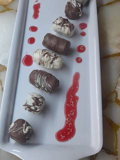 Una foto de Trufas con dos rellenos, fácil, rápidas y super riquísimas