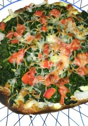Foto principal de Falsa pizza de calabacín y espinacas