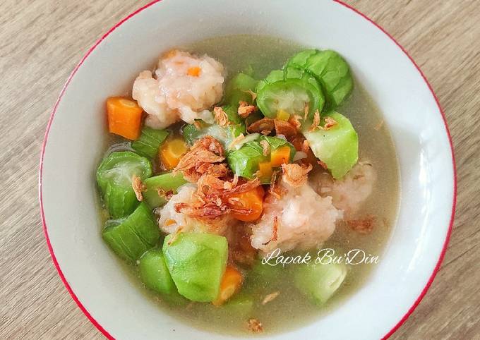 Resep Sup Oyong Baso Udang 🍤 Oleh Fadiah Dina Lapak Budin Cookpad 4446