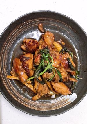 A picture of Three Cup Chicken Thighs.