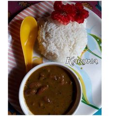 A picture of Rajma Palak curry.