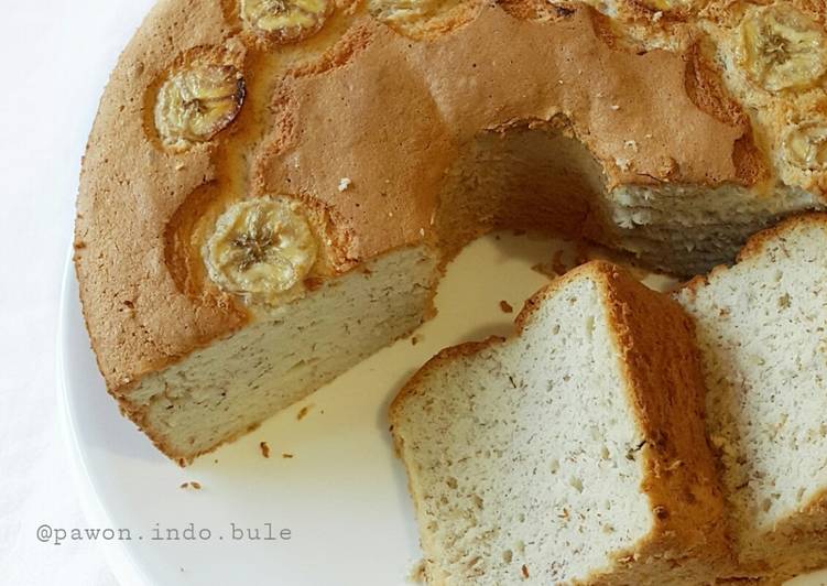 Banana Chiffon Cake (Egg Whites) Banana Chiffon Cake (Egg Whites)