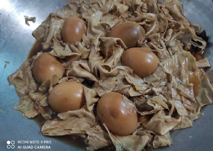 Semur kembang tahu telur