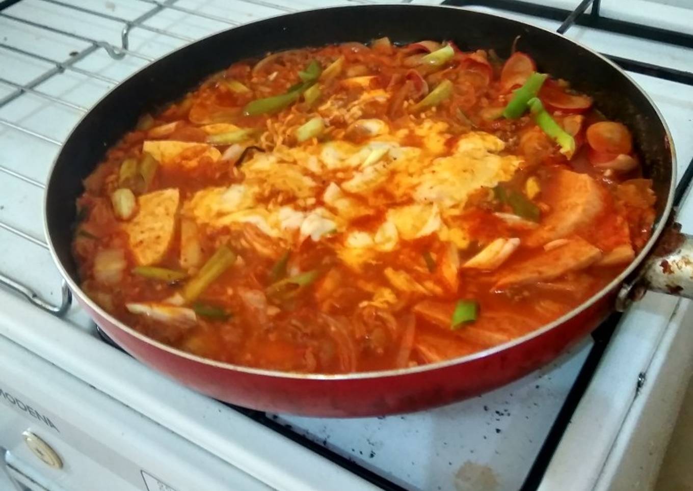Army Base Stew (Budae-Jjigae; 부대 찌개)