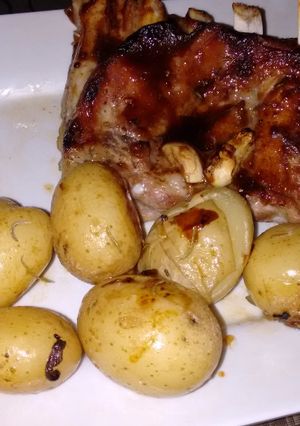 Una foto de Pechito de cerdo laqueado a la teriyaqui