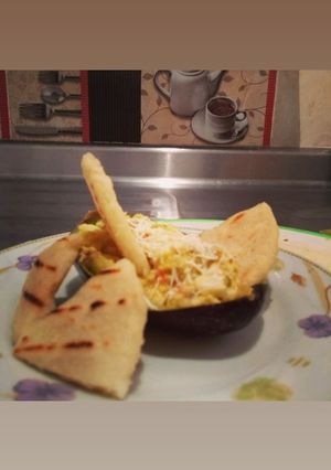 Una foto de Huevos con aguacate