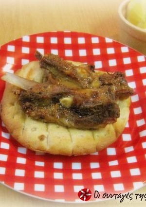 A picture of Lamb Chops with Mustard and Oregano.