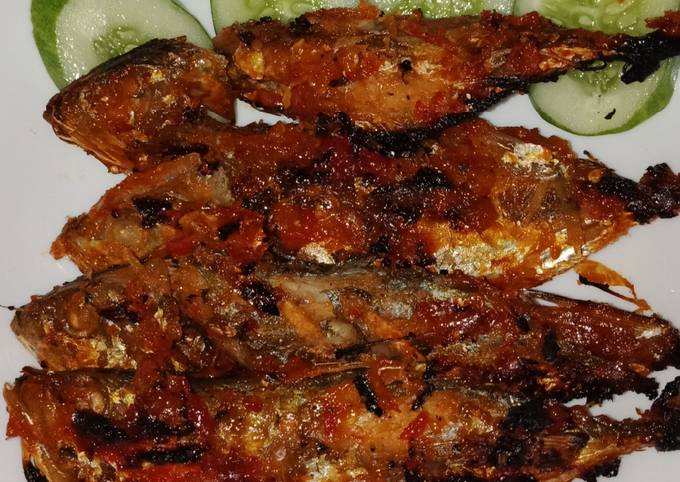 Resep Ikan Kembung Bakar Padang Oleh Dini Dwi Agustin - Cookpad